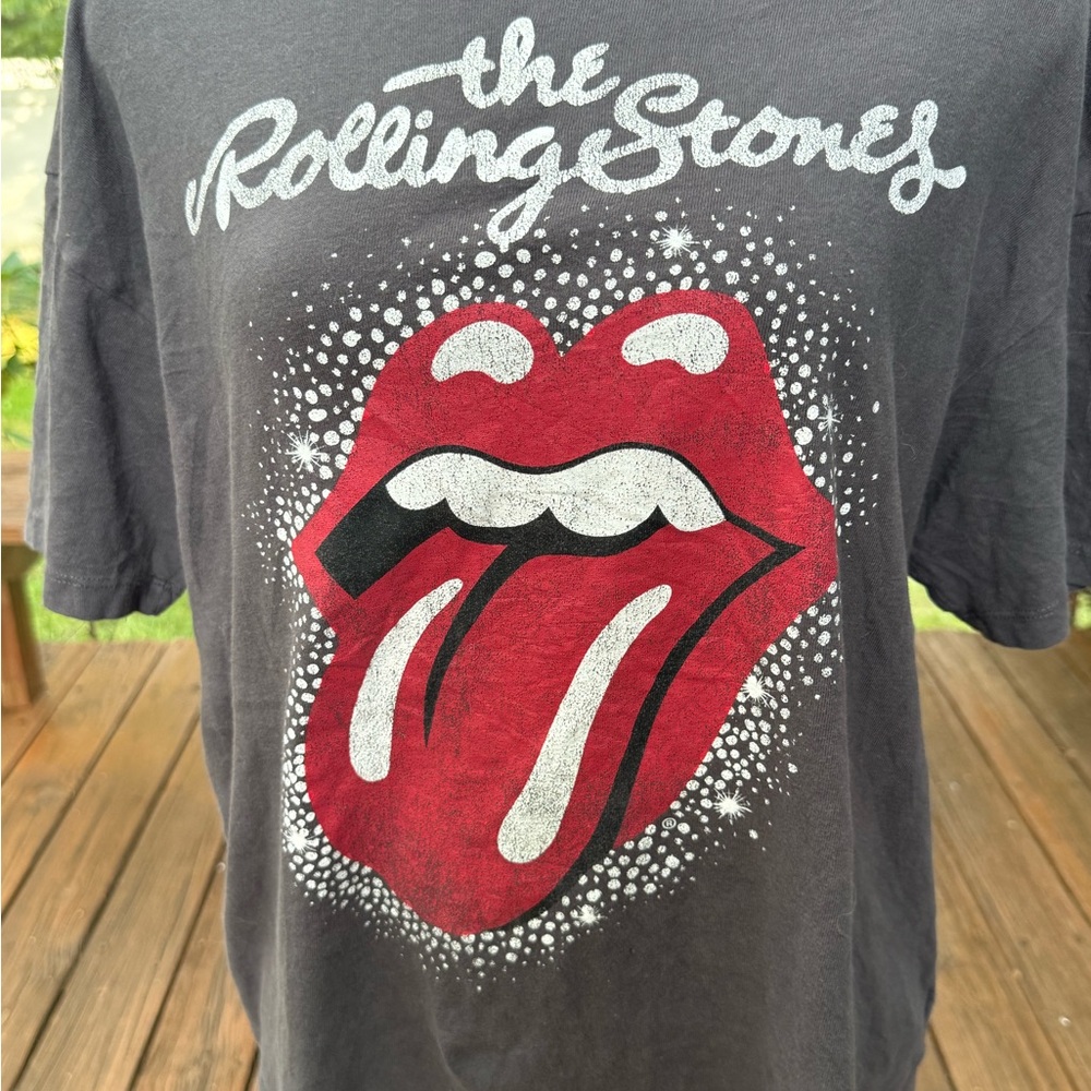 H&M Black‎ Short Sleeve Tee with Red & White Rolling Stones Tongue Graphic